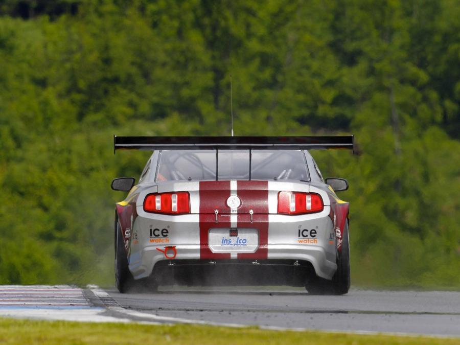  Ford Mustang GT3 2010 года  (фото 2 из 11)